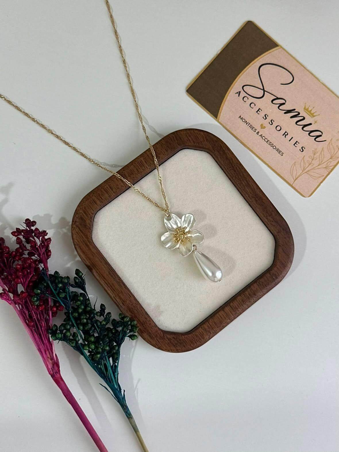 Collier en Acier Inoxydable avec Pierre