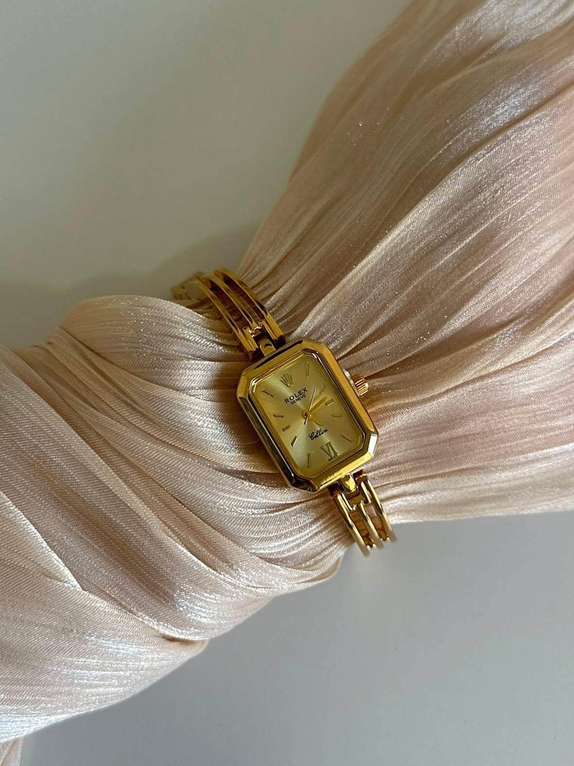 ROLEX – Montre Femme en Acier Doré