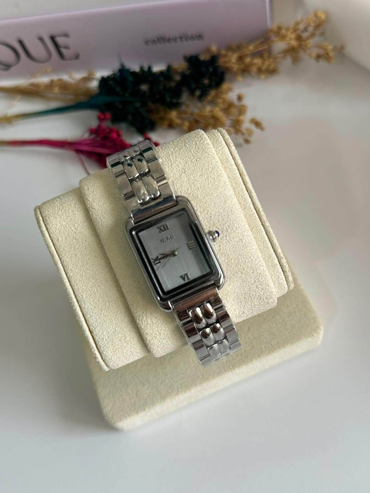 Montre IEKE Femme en Acier Argenté – Originale avec Emballage Complet
