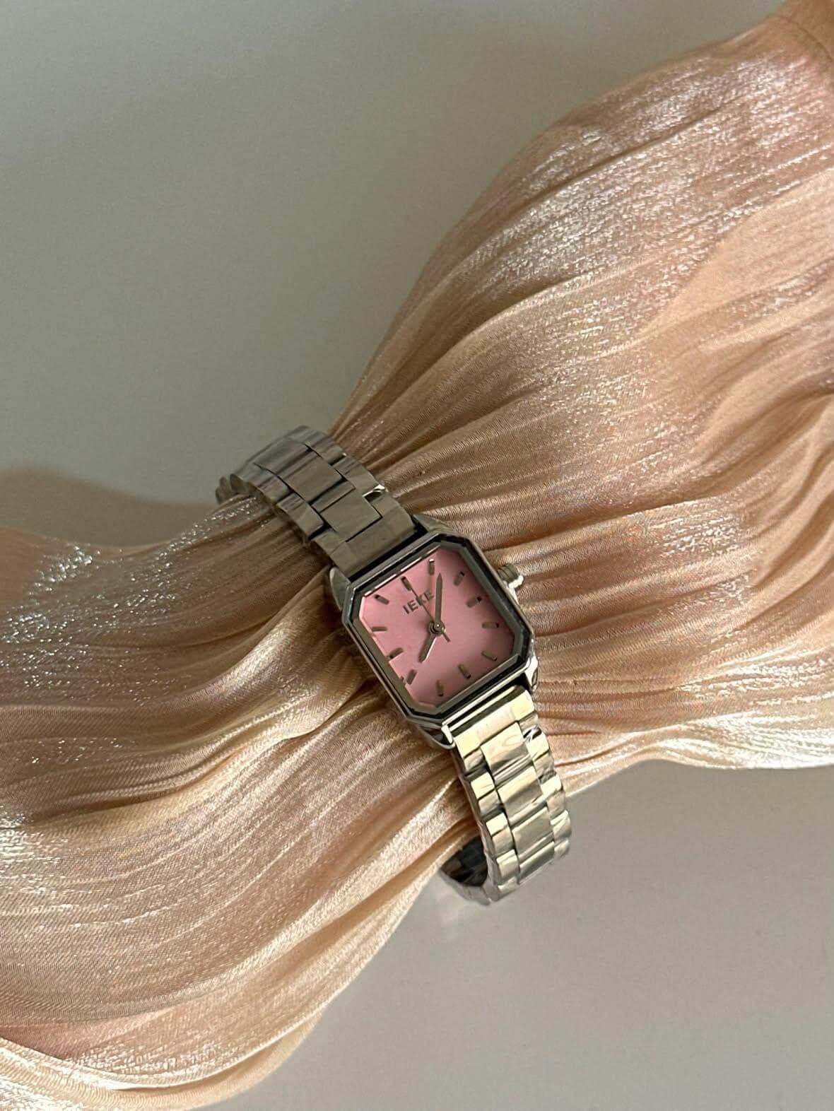 Montre IEKE Femme en Acier Argenté – Originale avec Emballage Complet