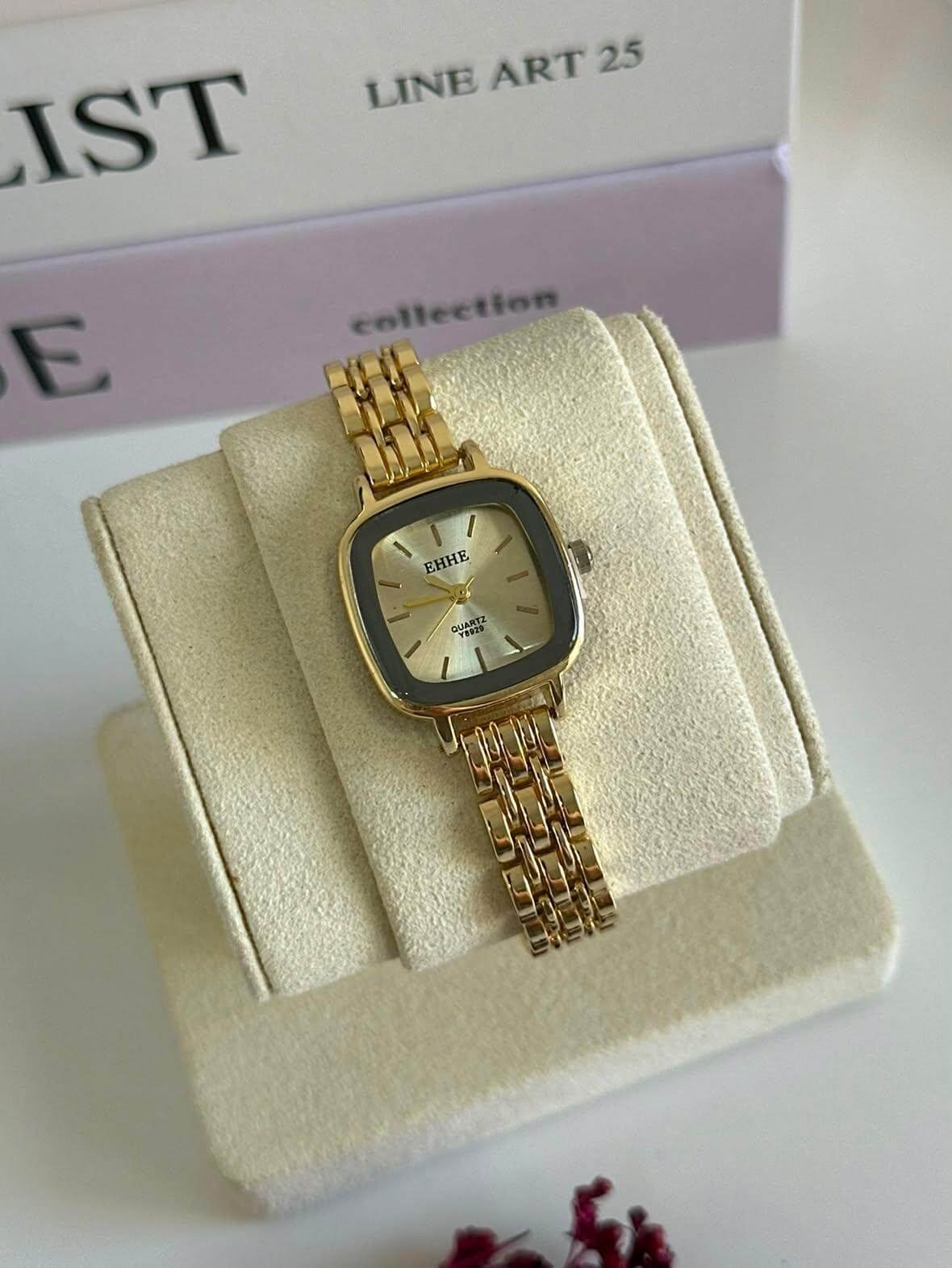 Montre Femme EHHE Dorée en Acier