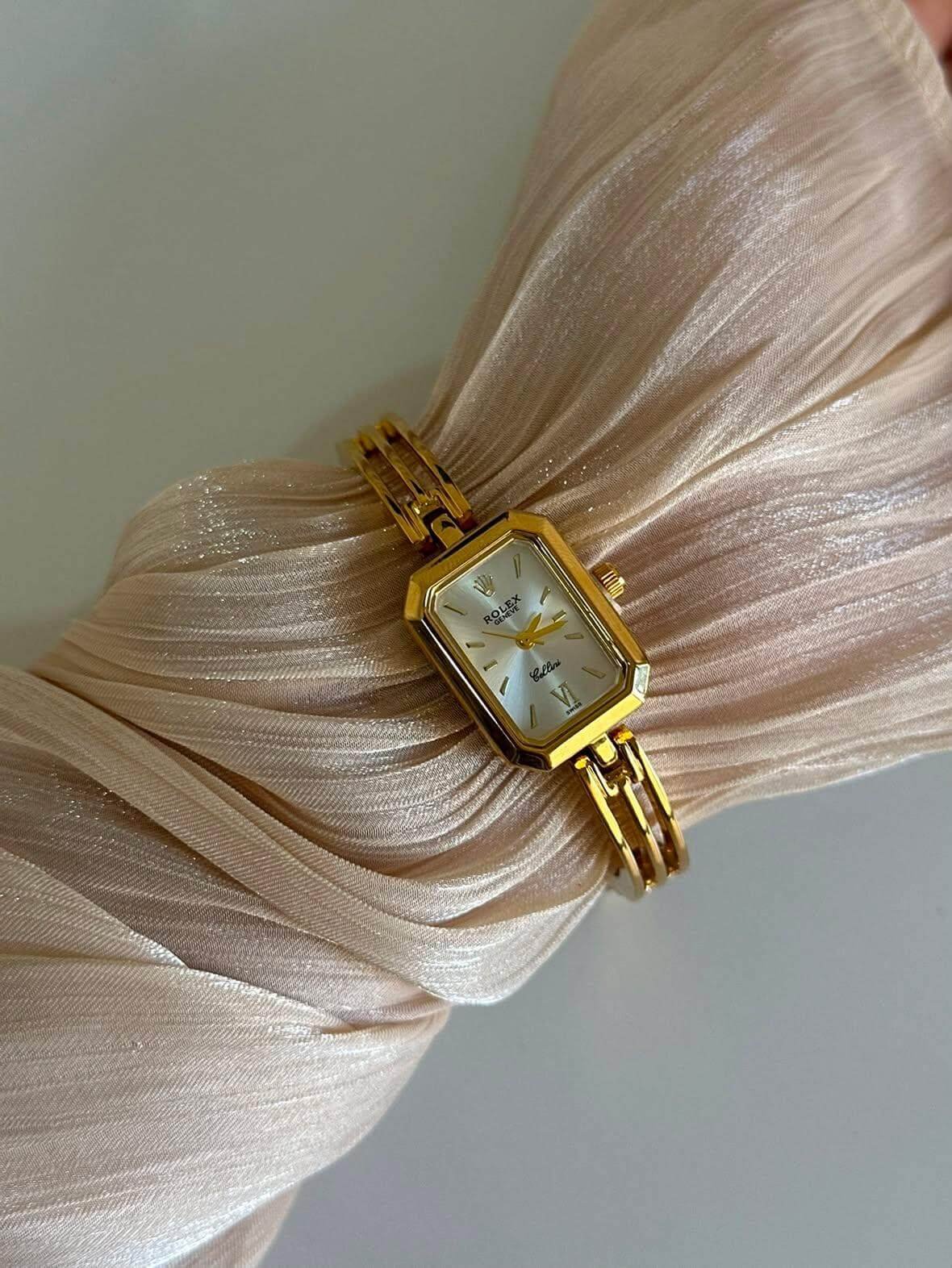 ROLEX – Montre Femme en Acier Doré