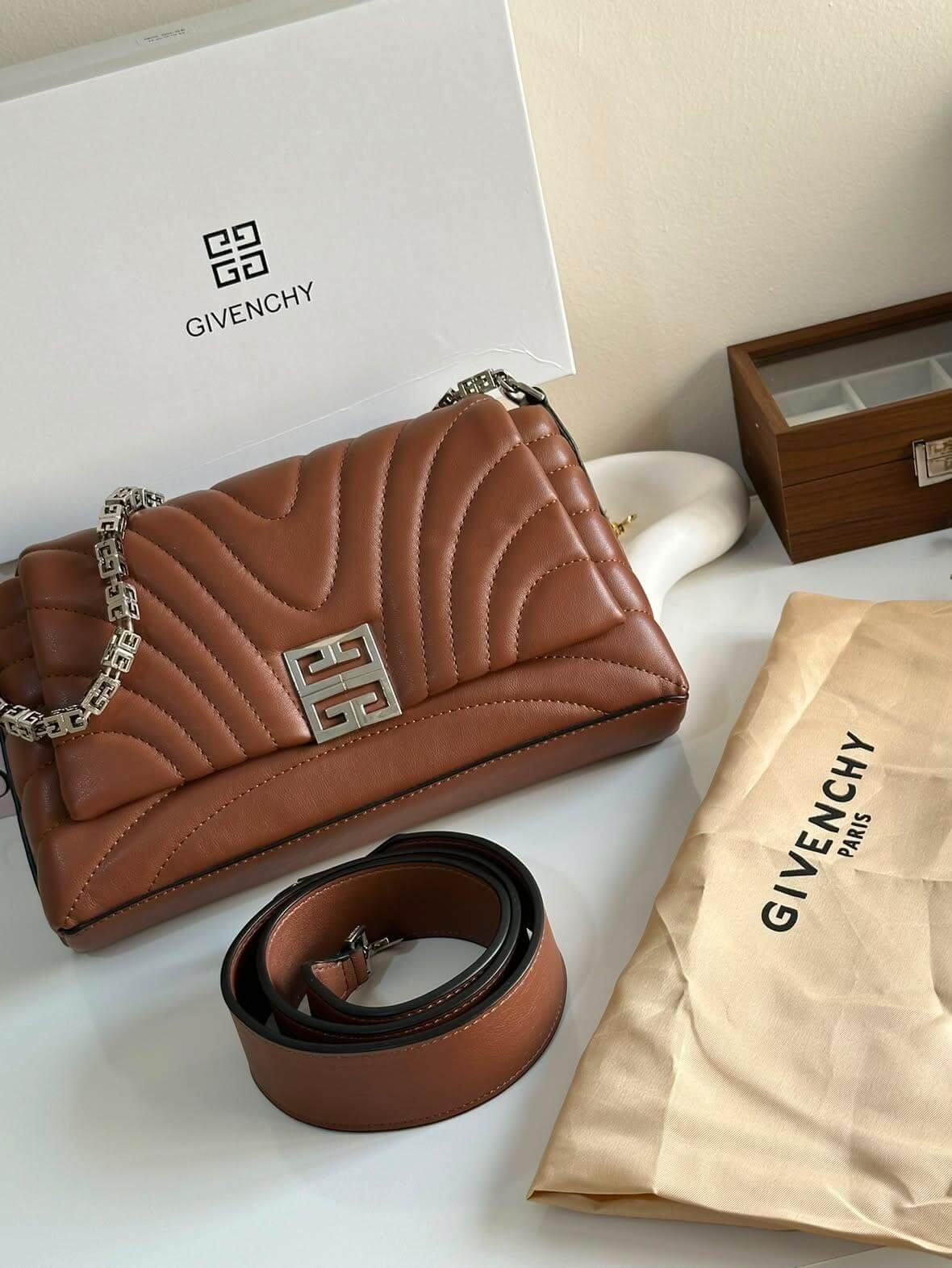 Sac Femme Givenchy – Modèle Matelassé Marron
